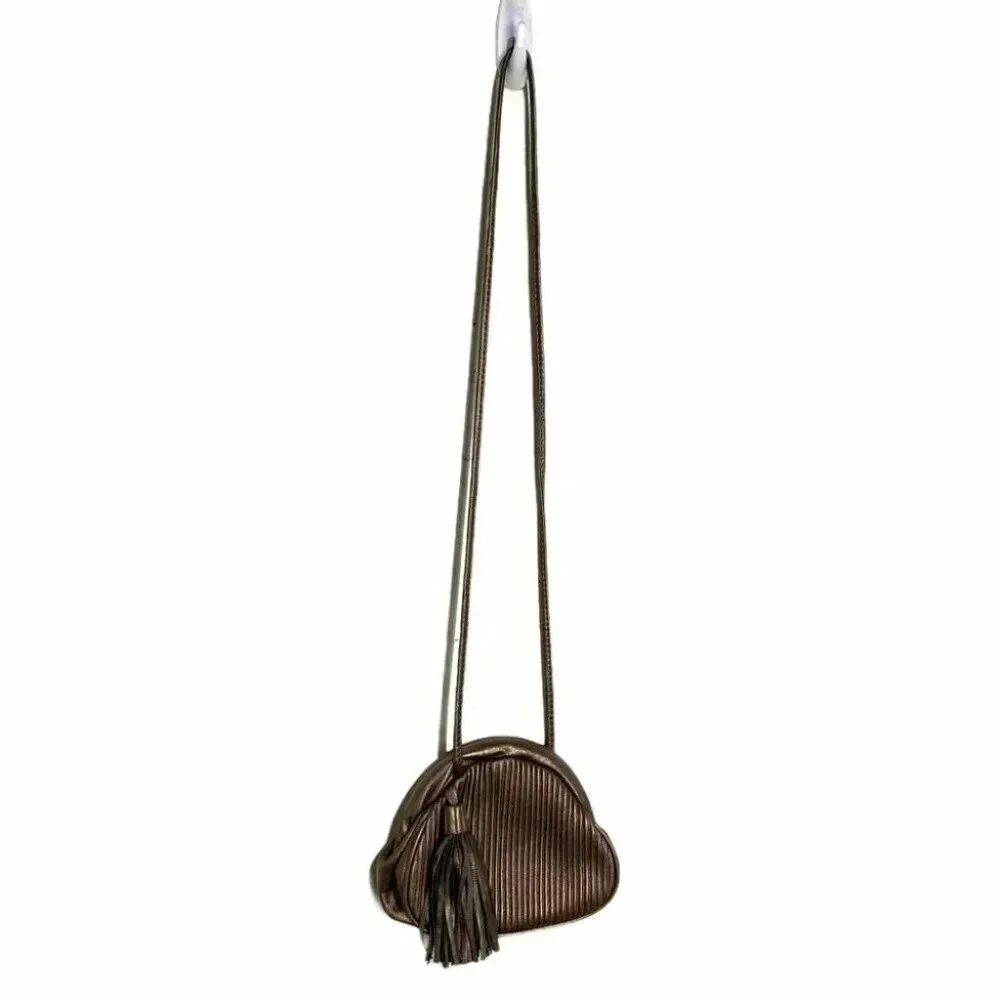Basix New York small metallic ribbed tassel‎ bag